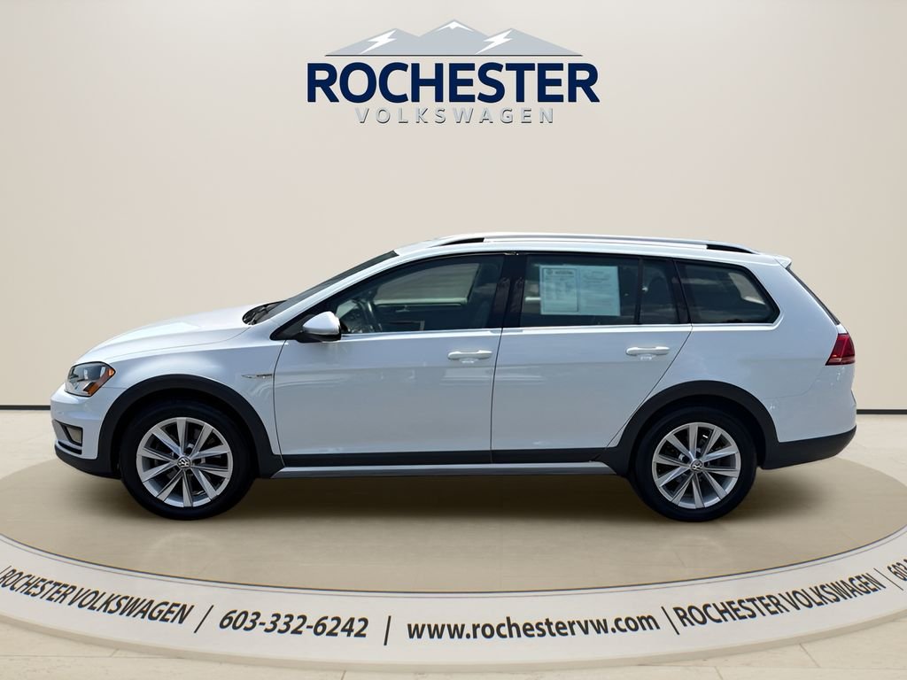 Used 2017 White Volkswagen TSI S image 3