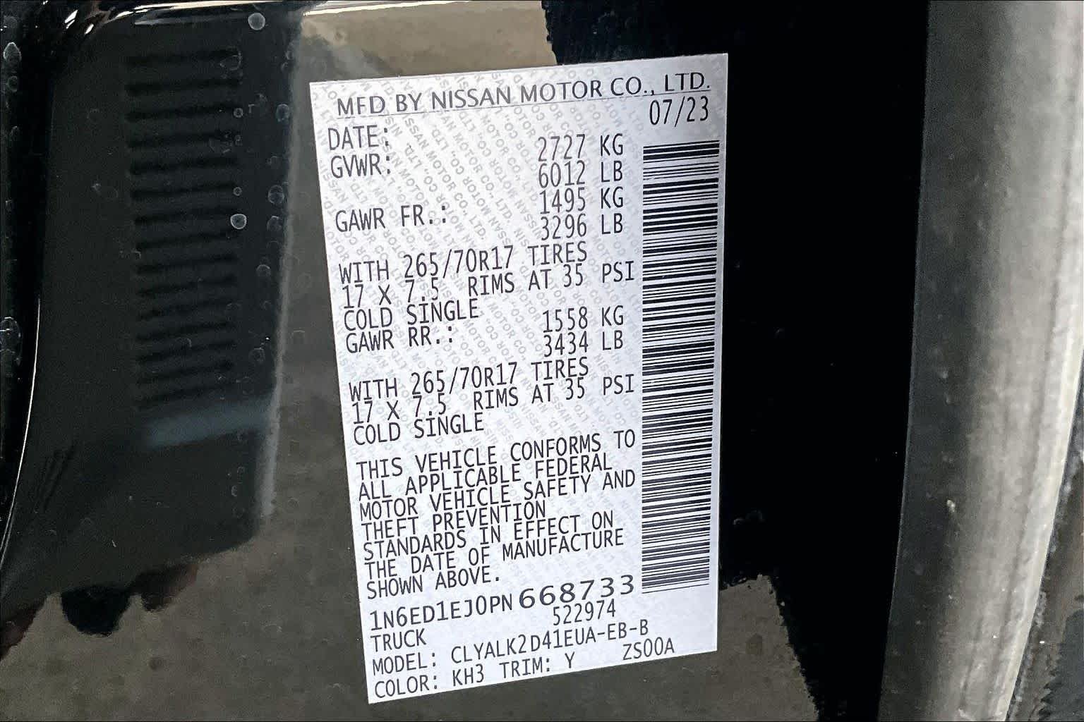 Certified Used 2023 Super Black Nissan PRO-X image 33