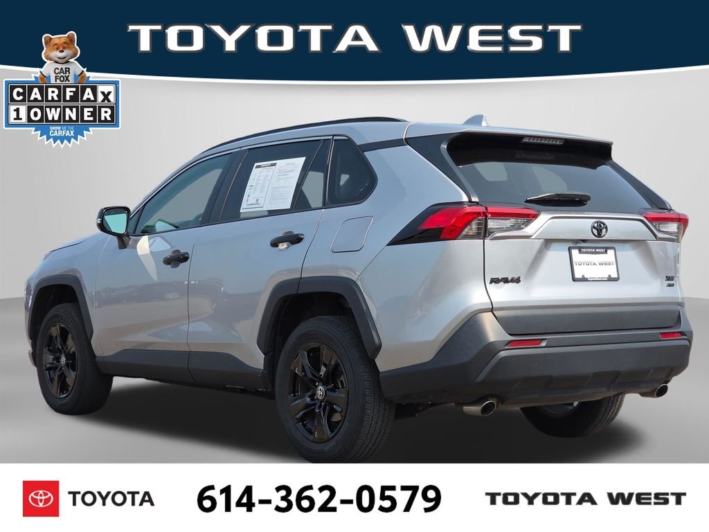 Used 2023 Silver Toyota XLE image 9