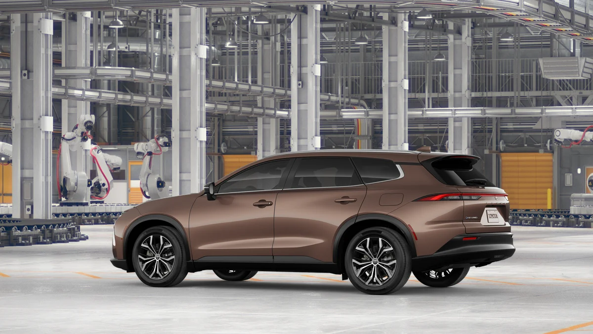 New 2026 Bronze Age Toyota XLE image 5
