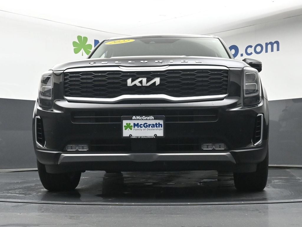 Used 2022 Black Kia SX image 7