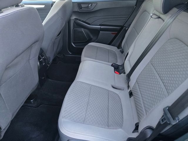 Used 2022 Silver Ford SE image 12