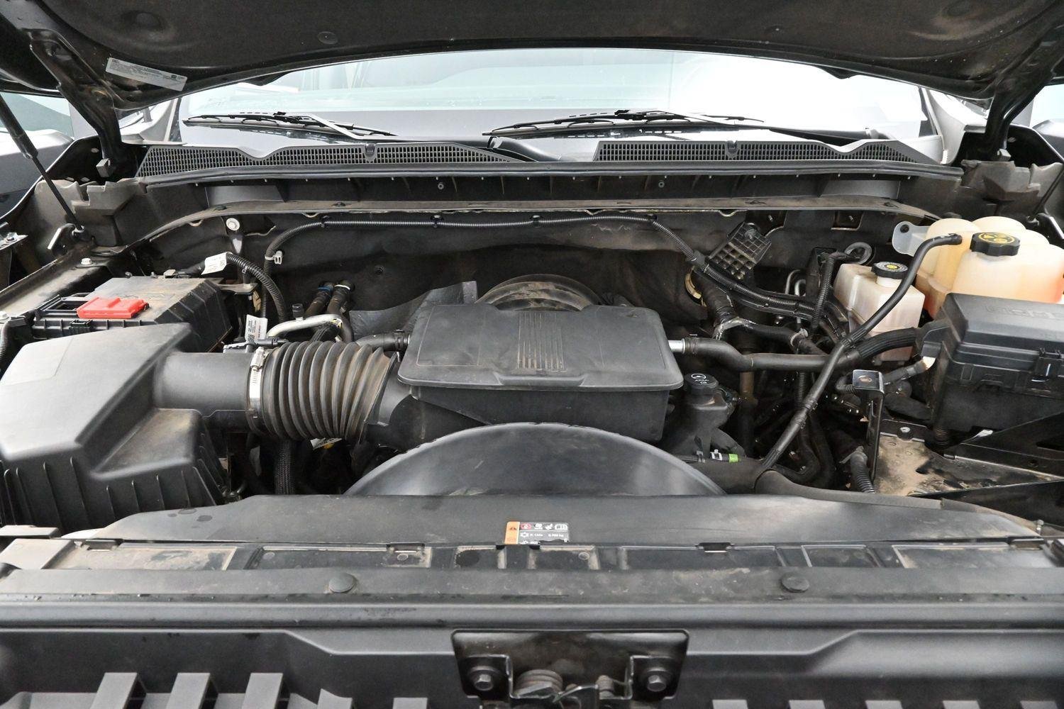 Used 2024 Onyx Black GMC Denali image 40