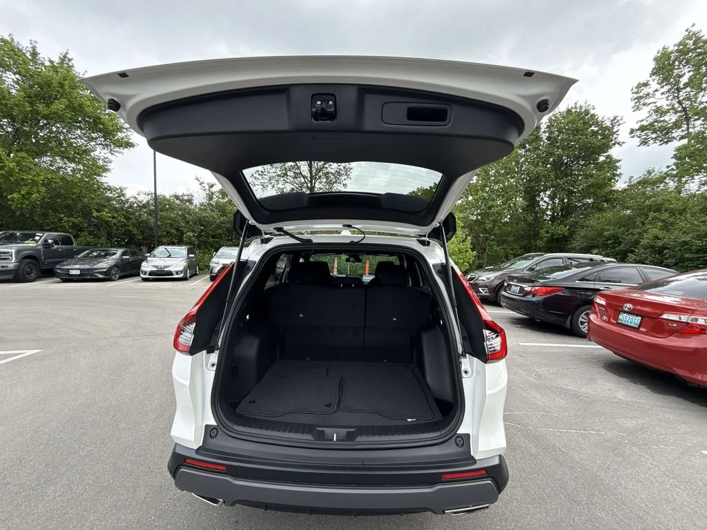 Used 2023 White Honda Sport image 23