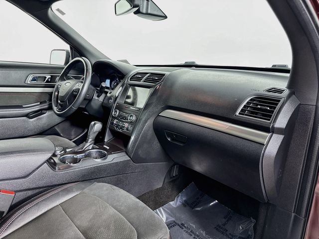 Used 2019 Red Ford XLT image 31