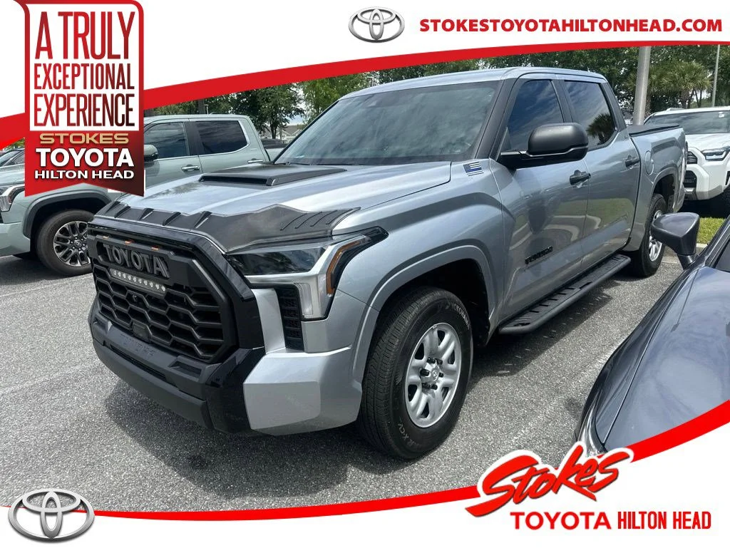2026 Toyota Tundra SR CrewMax 5.5' Bed's photo