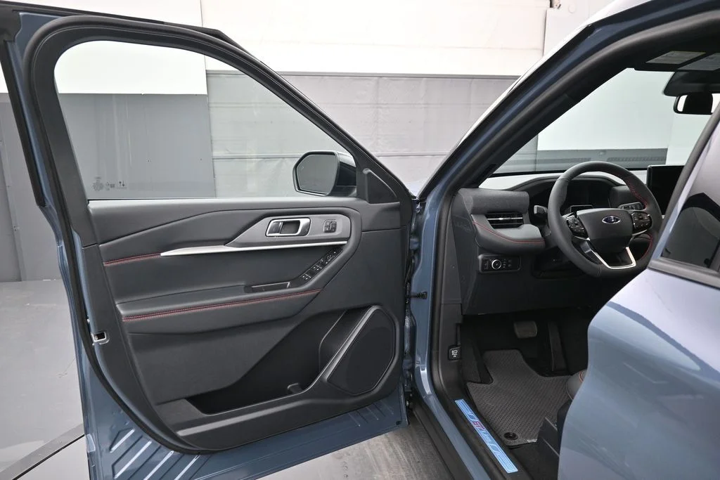 New 2026 Vapor Blue Metallic Ford ST-Line image 8