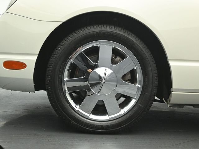 2002 FORD THUNDERBIRD - Image 25