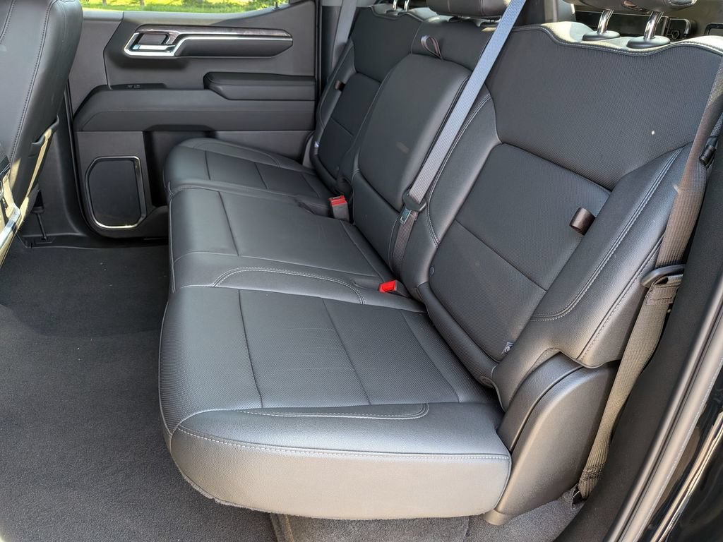 2024 Chevrolet Silverado 1500 LTZ - Photo 25