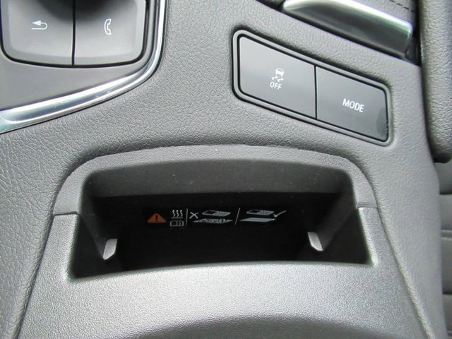 Certified Used 2024 Crystal White Tricoat Cadillac Sport image 29