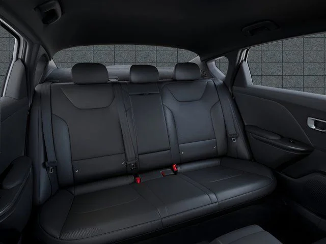 New 2026 Snow White Pearl Kia EX image 16