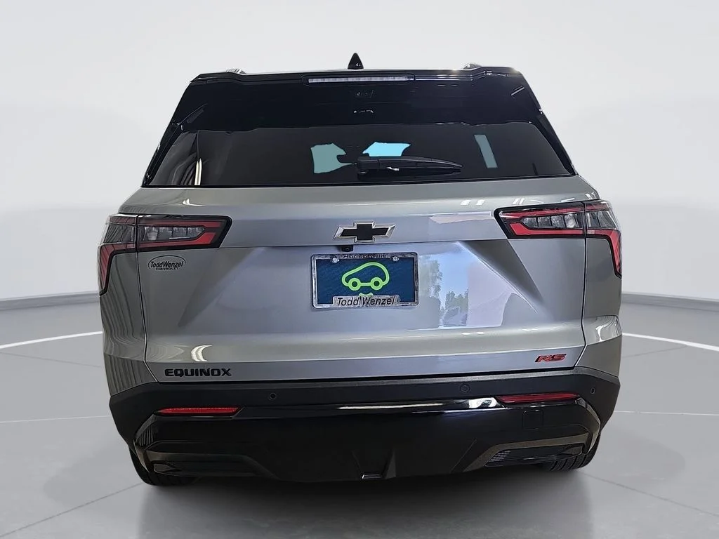 Certified Used 2025 Gray Chevrolet RS image 5