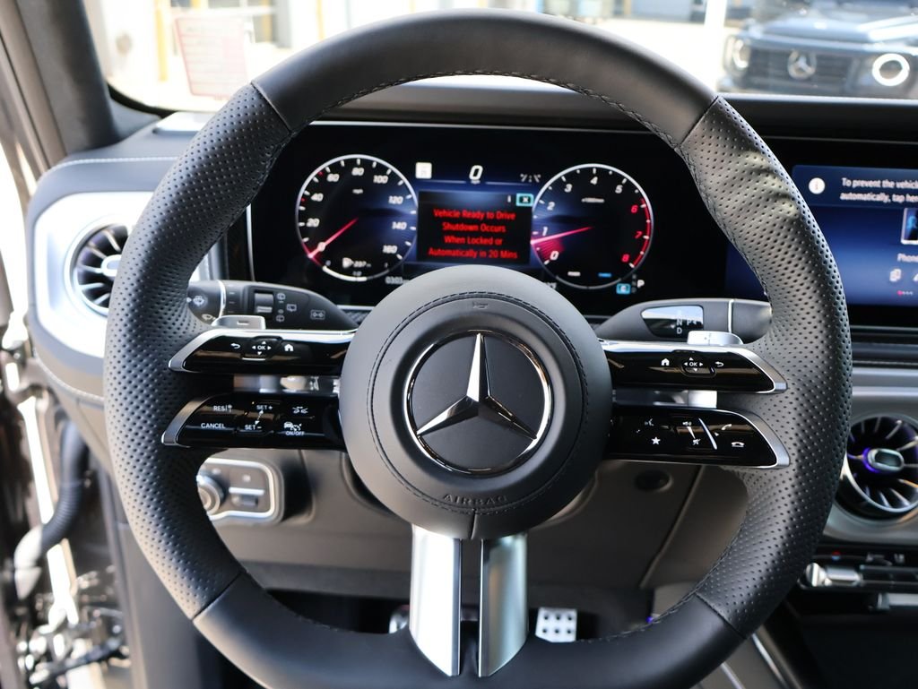 Used 2026 MANUFAKTUR Graphite Met Mercedes-Benz G 550 image 31