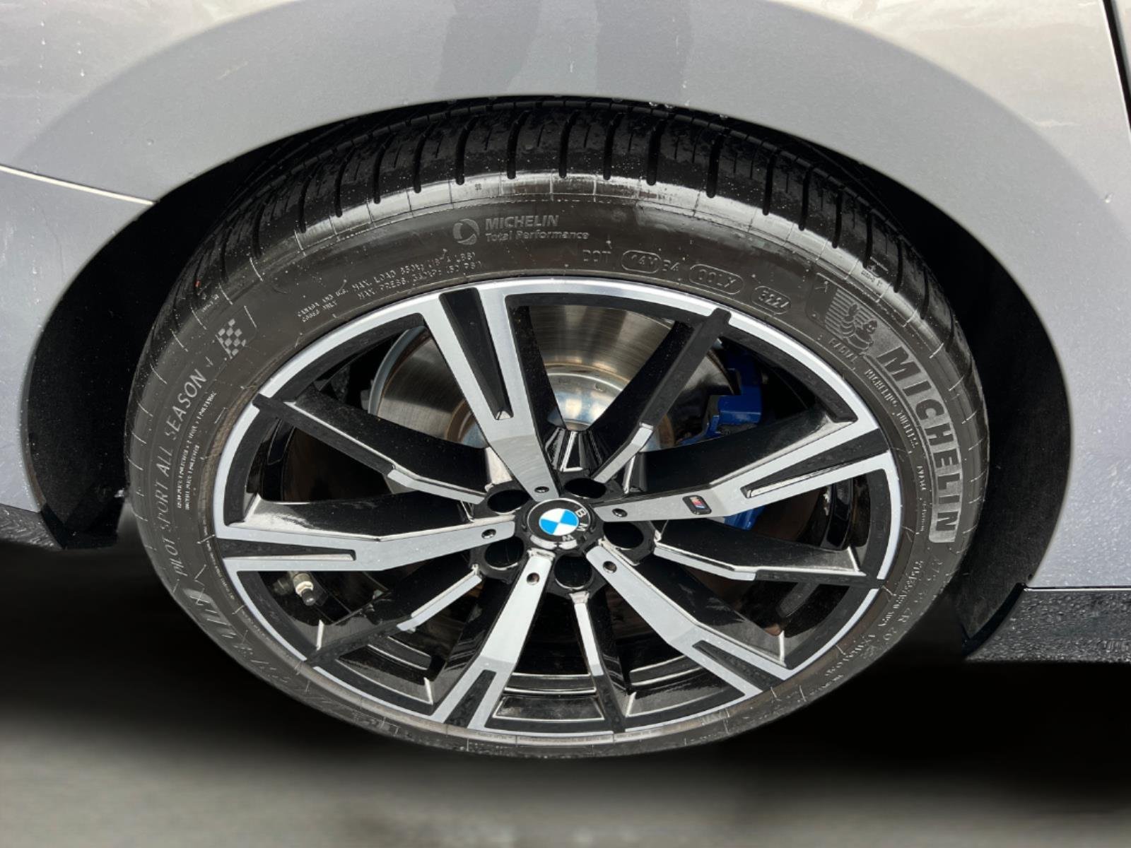 Used 2024 Oxide Grey Metallic BMW 540i xDrive image 34