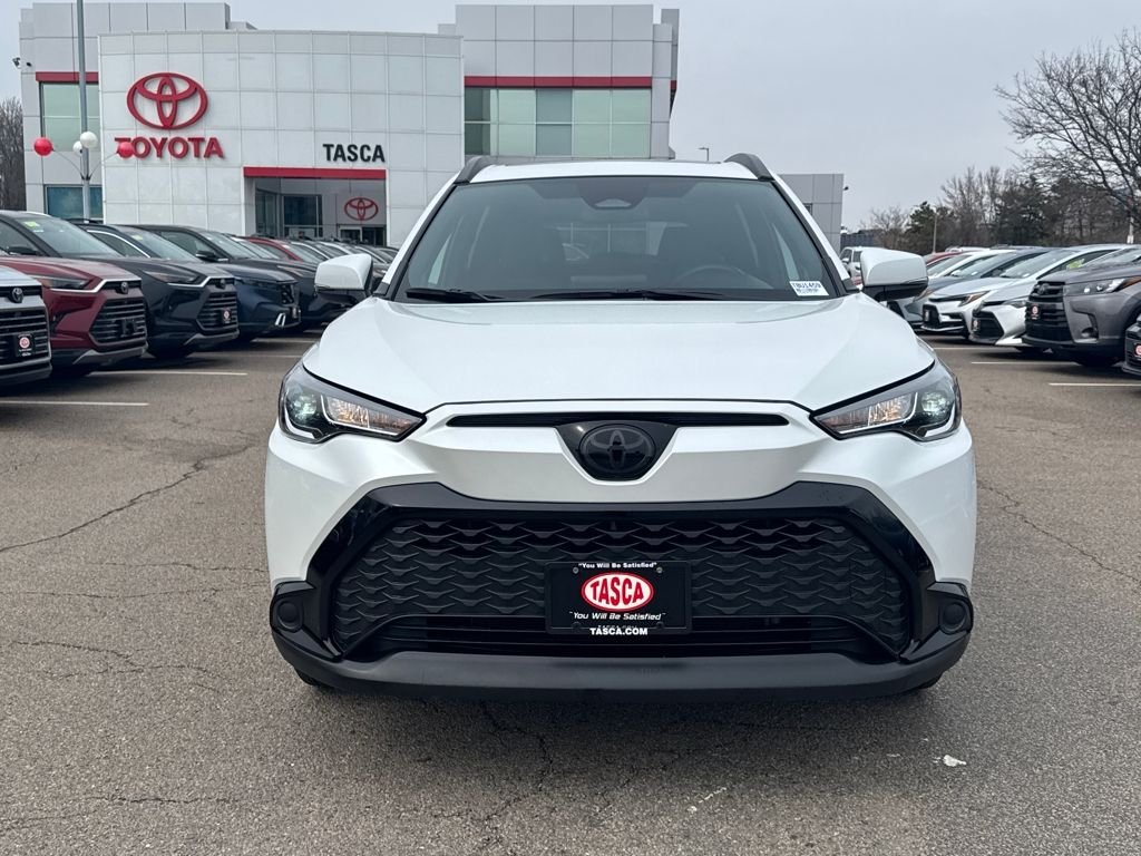 View vehicle photo 2