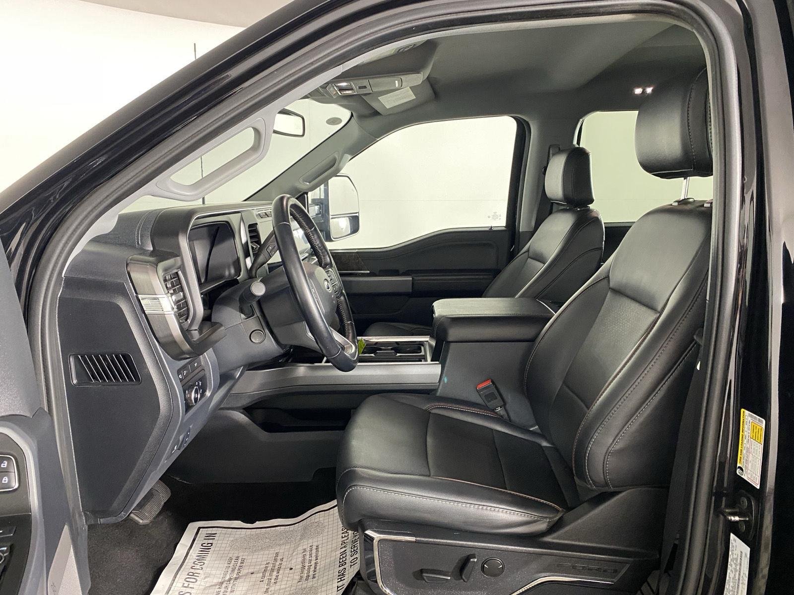 Used 2024 Agate Black Ford LARIAT image 20
