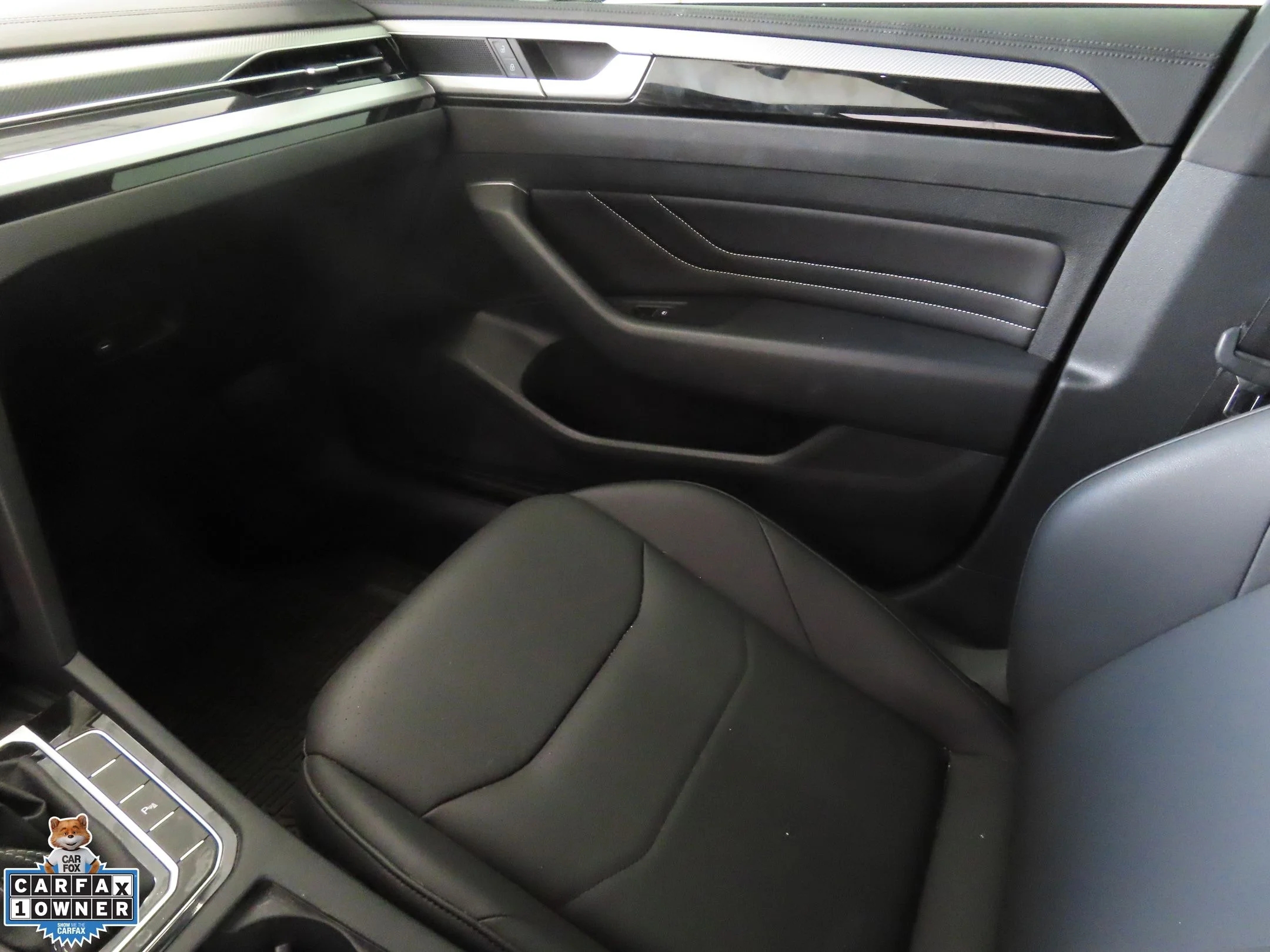 Used 2023 Gray Volkswagen 2.0T SE R-Line image 21