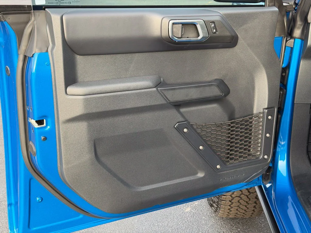 Used 2025 Blue Ford Badlands image 25
