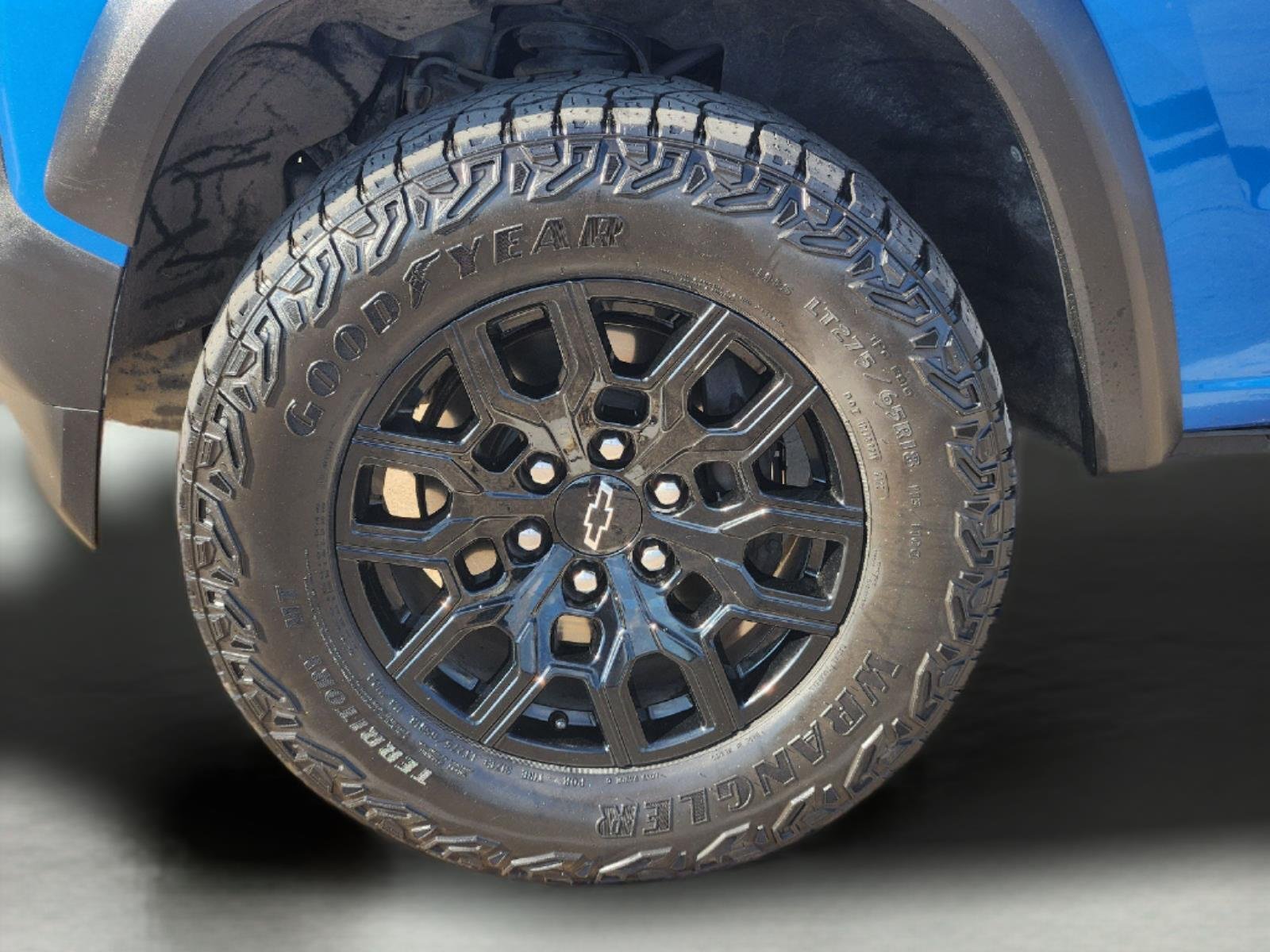Used 2023 Glacier Blue Metallic Chevrolet 4WD Trail Boss image 9