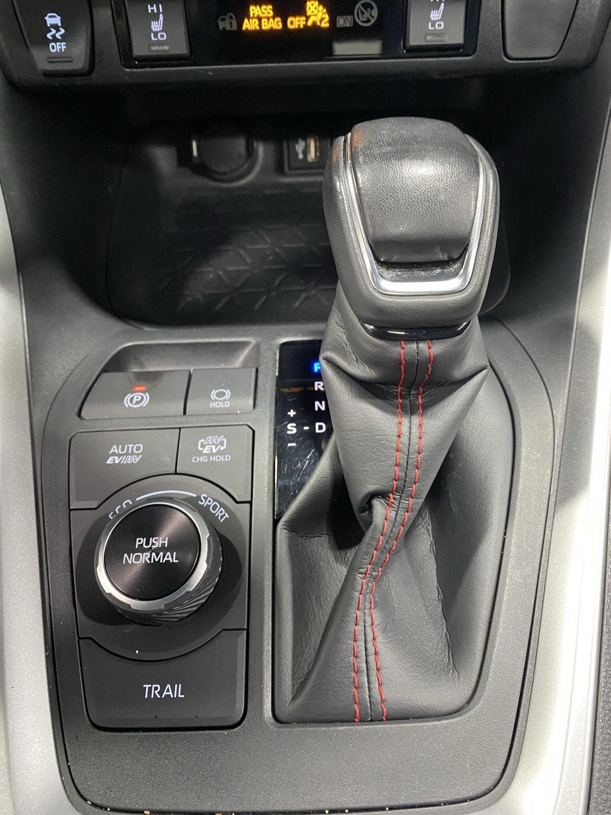 Certified Used 2024 Blueprint Toyota SE image 30