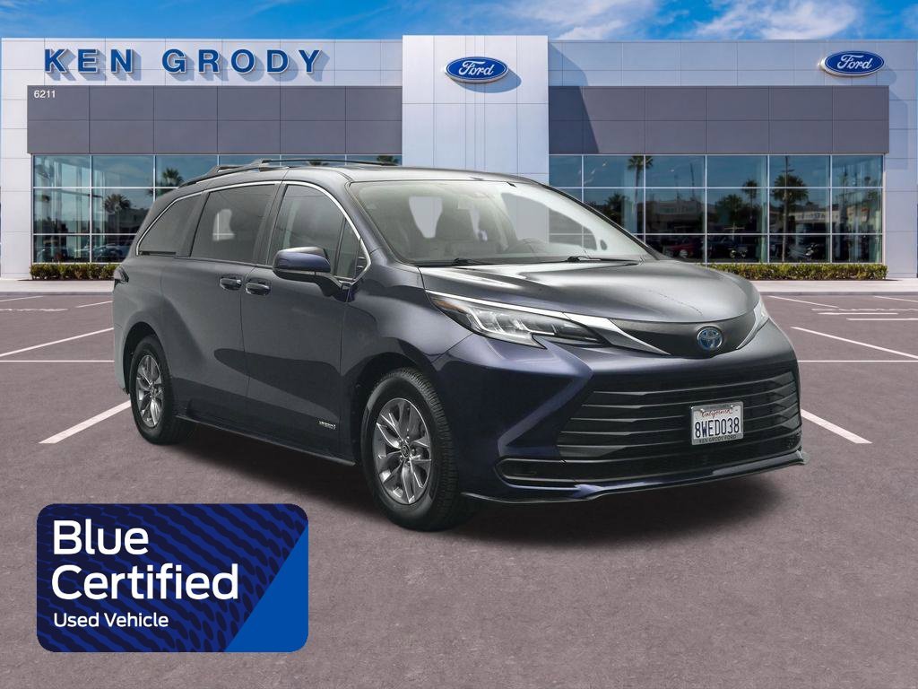 2021 Toyota Sienna LE