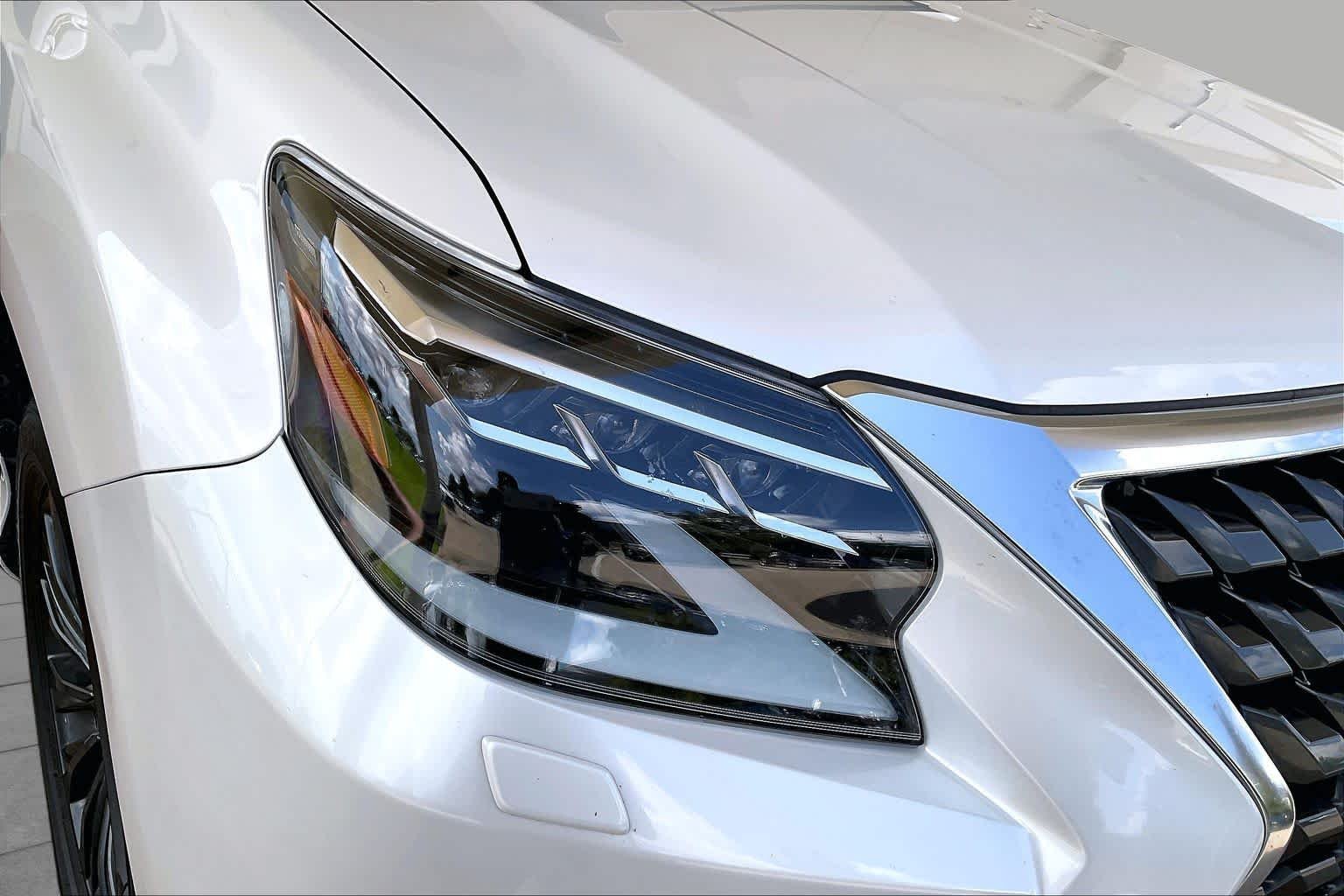 Used 2023 Eminent White Pearl Lexus Luxury image 25