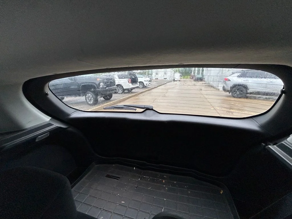 Used 2015  Mitsubishi ES image 27
