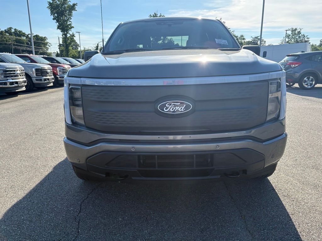 Used 2024 Carbonized Gray Metallic Ford Flash image 2