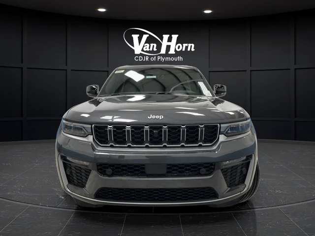 New 2026 Baltic Gray Metallic Clear-Coat Exterior Paint Jeep Limited image 12