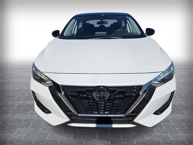 2023 Nissan Sentra SR photo 2