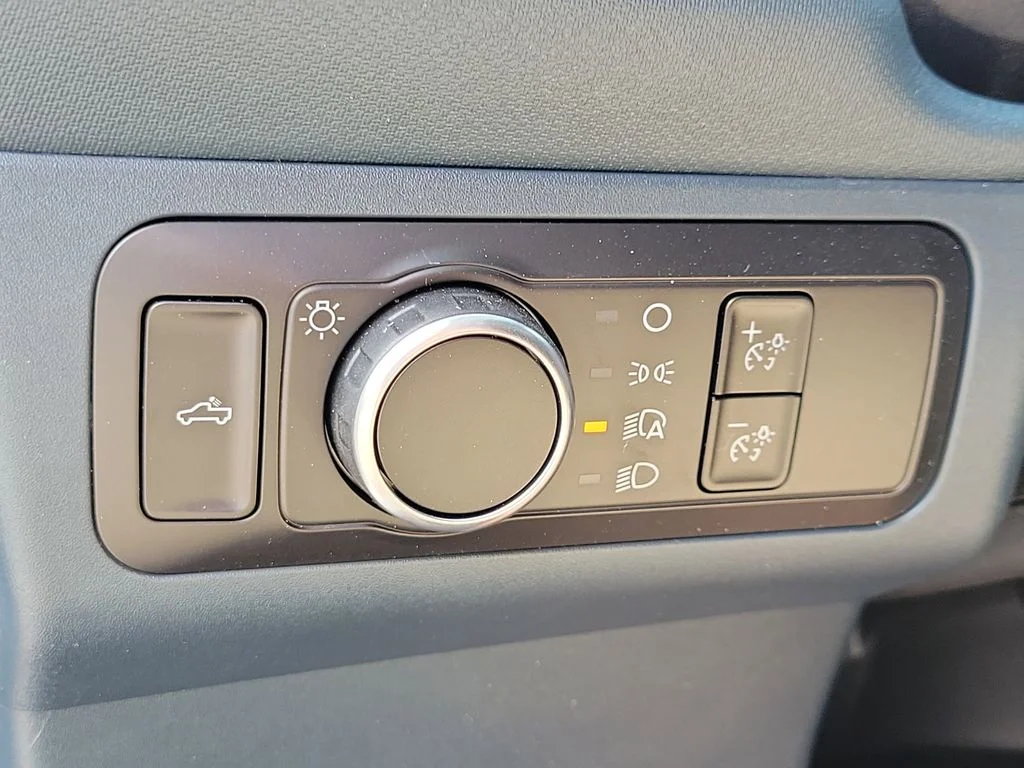 New 2026 Oxford White Ford Tremor® image 34