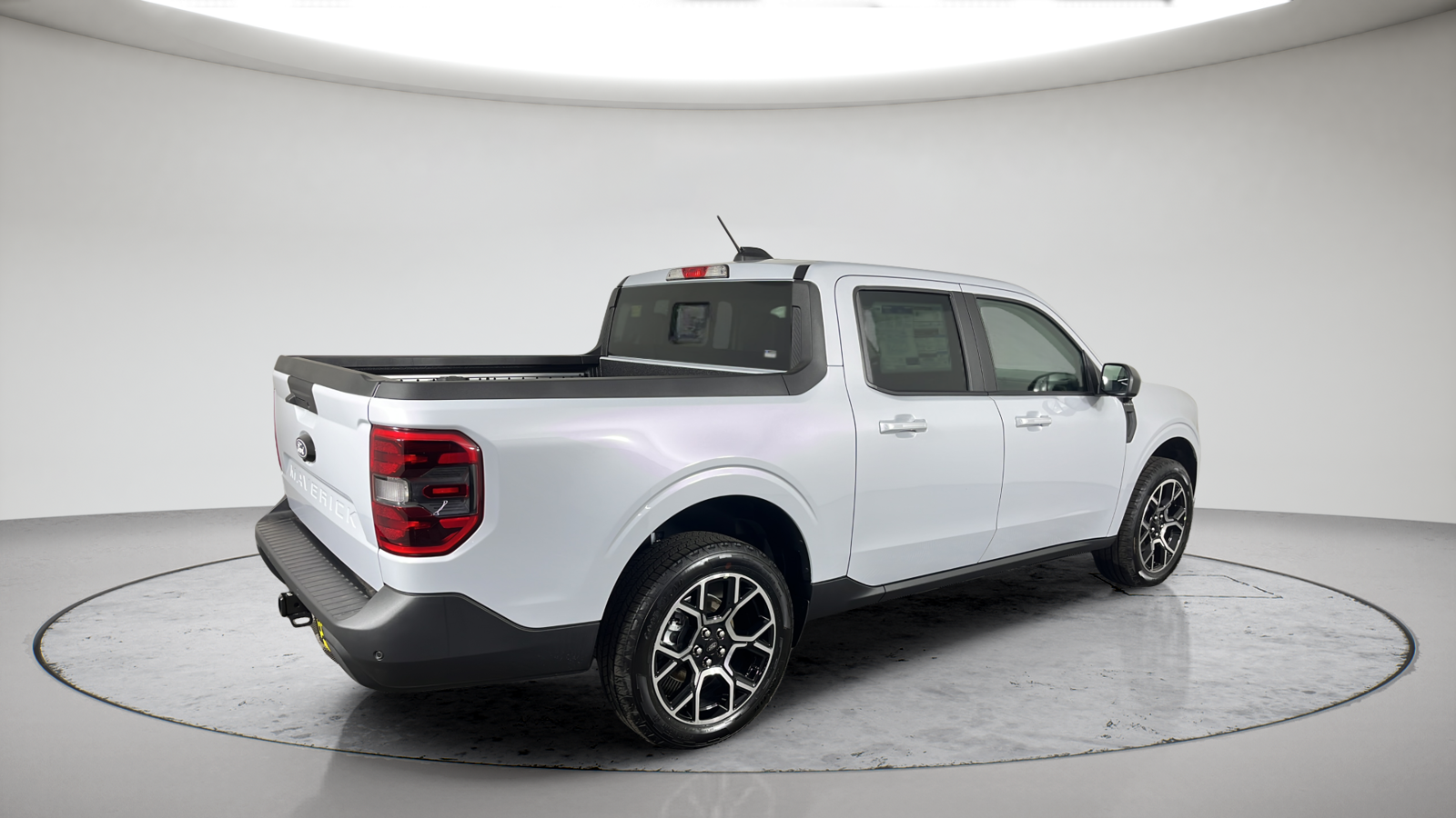 New 2026 White Metallic Ford Lariat image 7