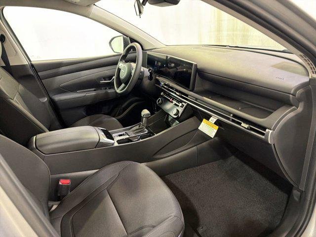 New 2026 Shimmering Silver Hyundai SEL AWD image 14