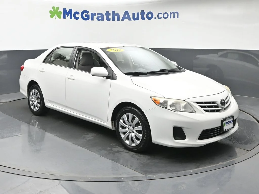 Used 2013 White Toyota LE image 2