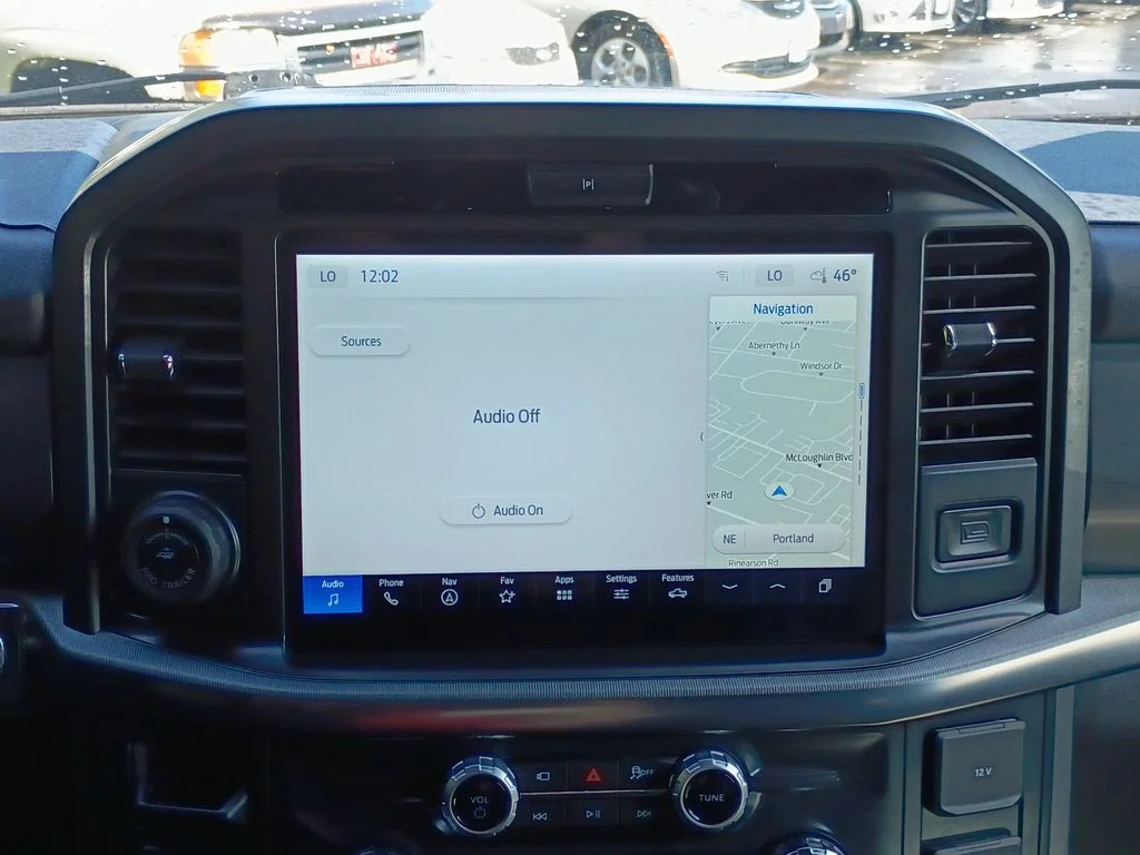 Used 2025 Black Ford Lariat image 29