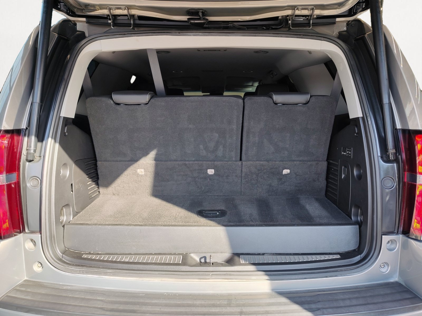 Used 2019 Pepperdust Metallic Chevrolet LT image 13
