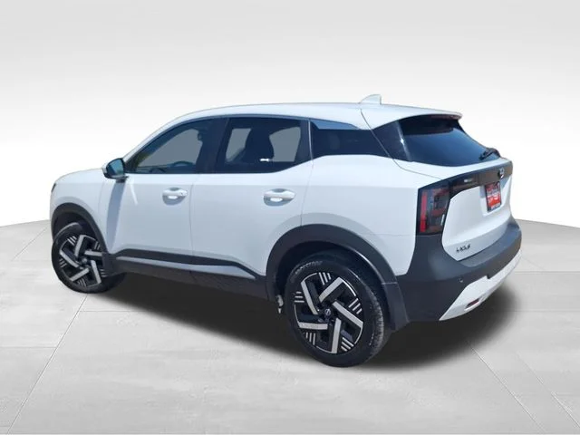 Used 2025 White Nissan SV image 6