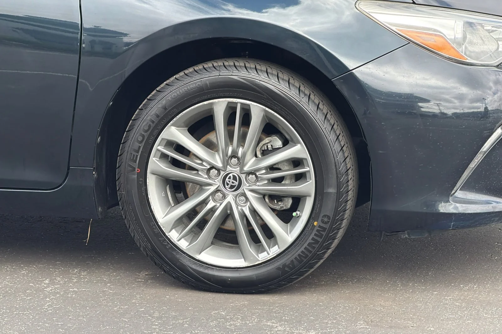Used 2016 Gray Toyota SE image 36