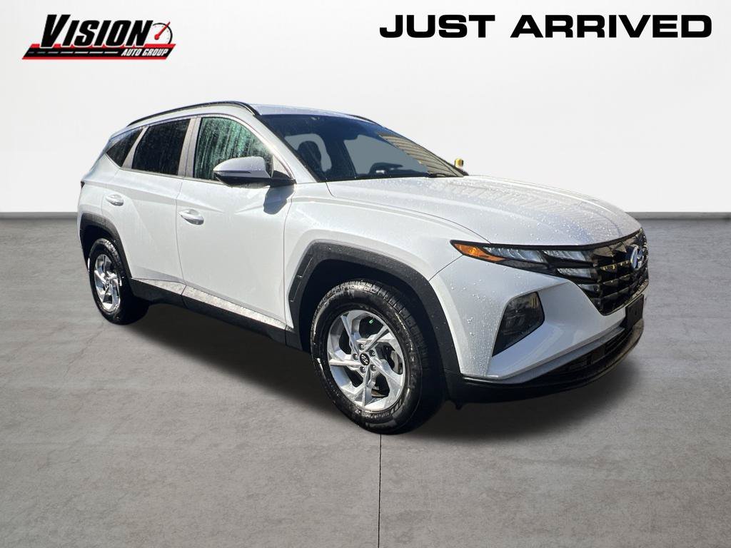 Used 2022 Gray Hyundai SEL image 3