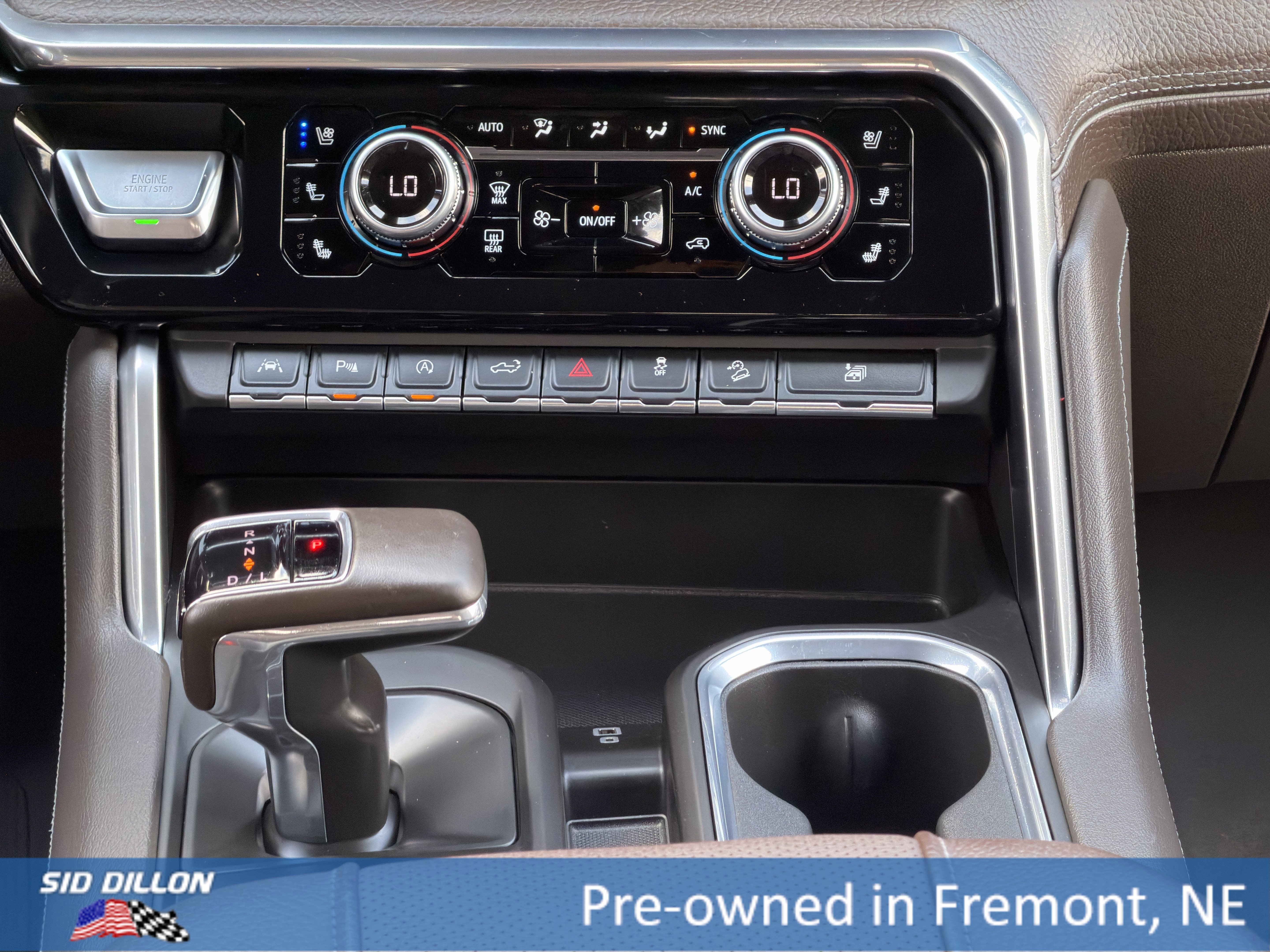 Used 2024 Downpour Metallic GMC Denali image 12