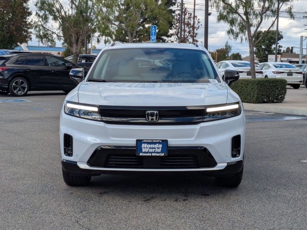 New 2026 Frostline White Pearl Honda Touring image 3
