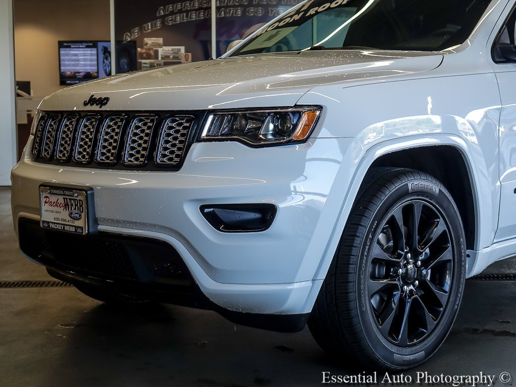 Used 2021 Bright White Clearcoat Jeep Laredo X image 3
