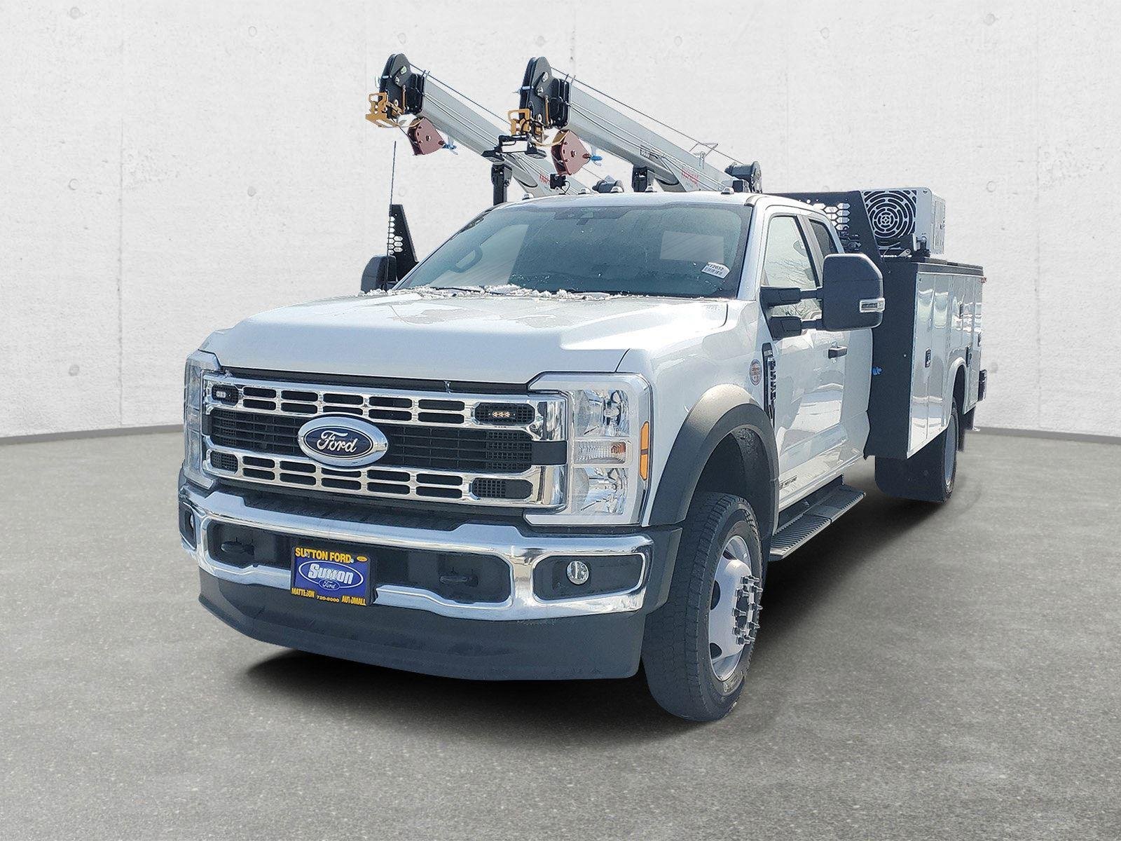 2025 Ford F-550 Super Duty Chassis Cab