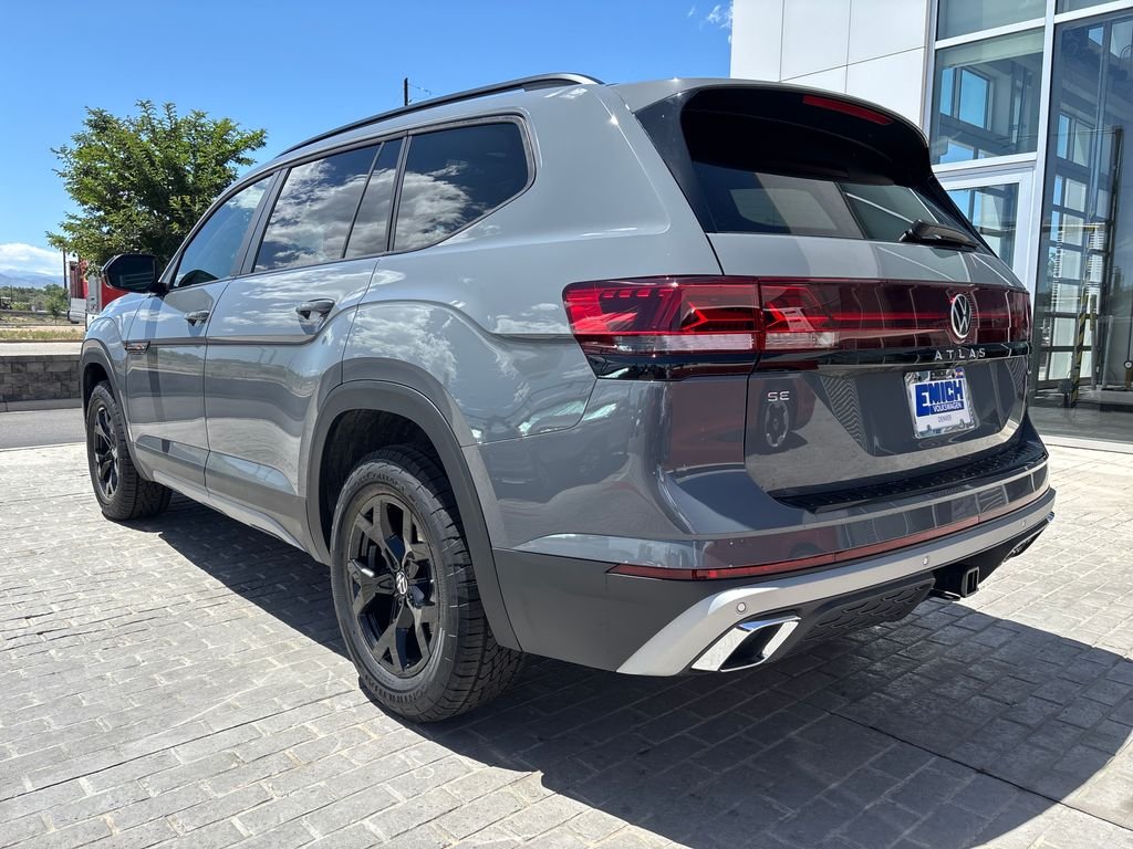 New 2026 Pure Gray Volkswagen 2.0T Peak Edition image 3