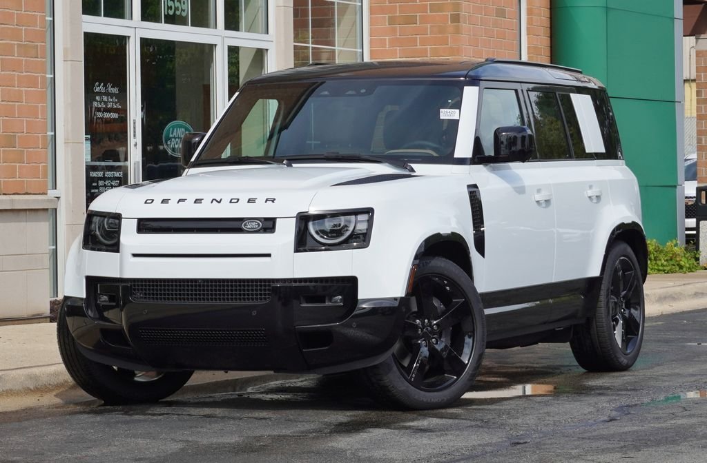 New 2026 Fuji White Land Rover X-Dynamic SE image 1