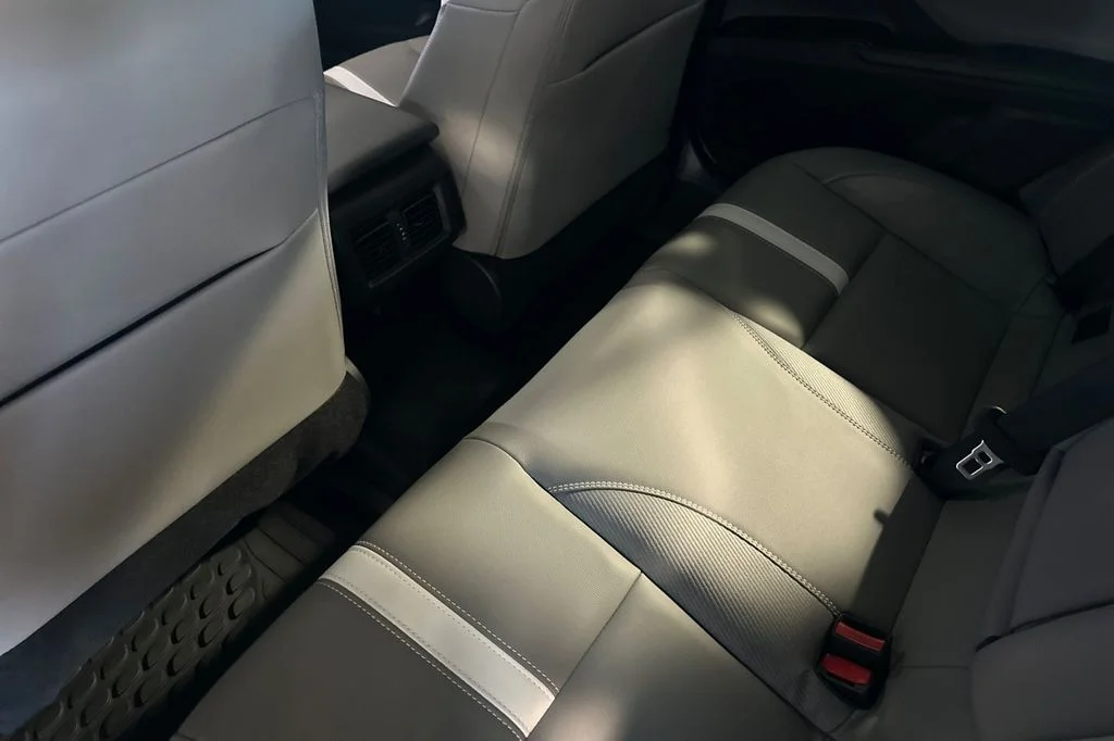 Certified Used 2025  Toyota SE image 9