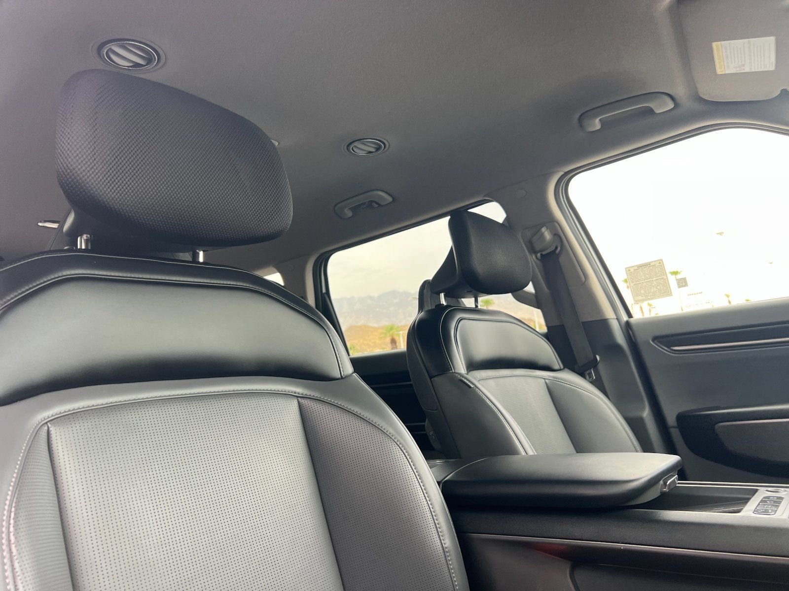 Certified Used 2024 White Kia Light Long Range image 17
