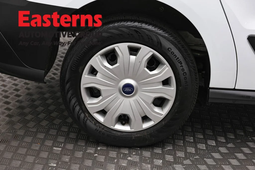 Used 2022 White Ford XL image 30
