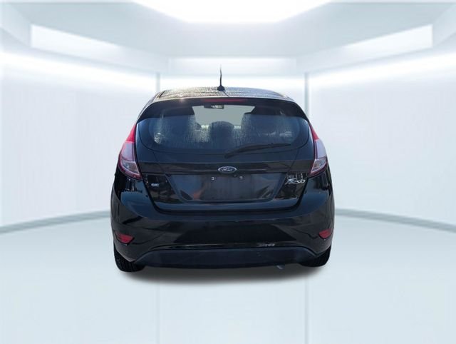 Used 2019 Black Ford SE image 5