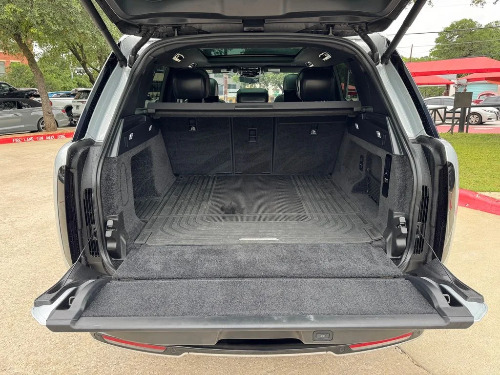 Certified Used 2023 Silver Land Rover SE image 9